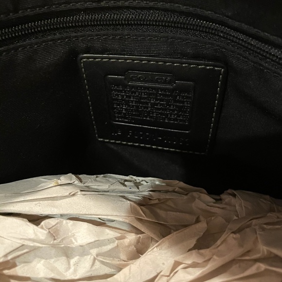Coach Bag, Black - Picture 3 of 6